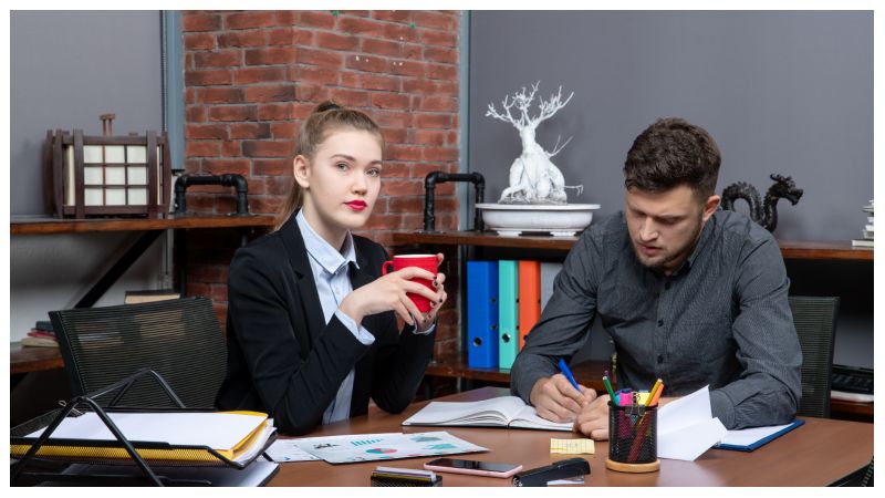 What is Legal Service? Complete Guide to Legal Services and How They Work