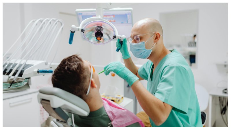Emergency Dentist Levittown: A Simple Guide to Common Dental Emergencies 